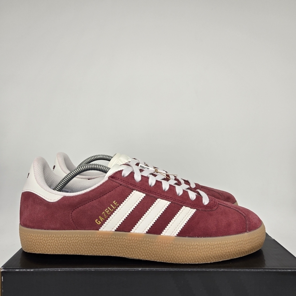 adidas Gazelle ADV JR2000 Shadow Red White Men's Shoes Size 9.5 New - Picture 3 of 8